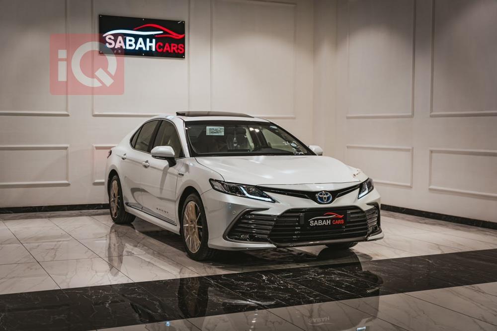 تۆیۆتا کامری